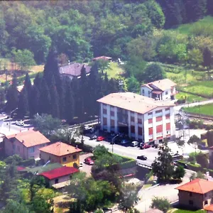 2* Hotel Cristallo